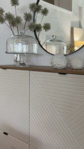 Ciepło drewna i gładkość szkła